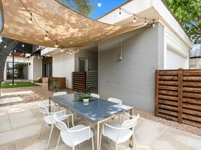 902 W Live Oak ST, Austin TX 78704