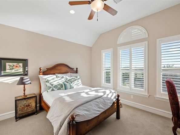 604 Flamingo Cv, Lakeway TX 78738