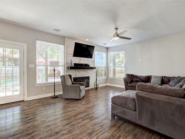 205 Del Aire CT, Georgetown TX 78628