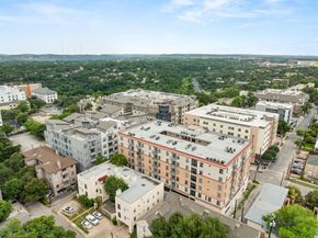 711 W 26th ST 303, Austin TX 78705