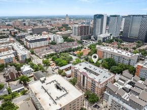 711 W 26th ST 303, Austin TX 78705