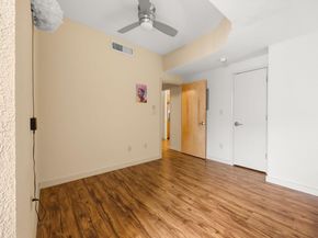 711 W 26th ST 303, Austin TX 78705