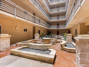 711 W 26th ST 303, Austin TX 78705