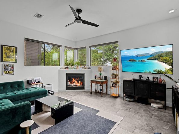 2009 Arthur LN A, Austin TX 78704