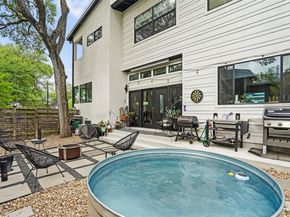 2009 Arthur LN A, Austin TX 78704