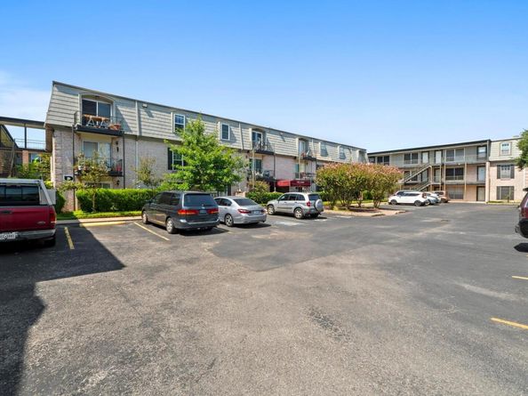 2425 Ashdale DR 51, Austin TX 78757