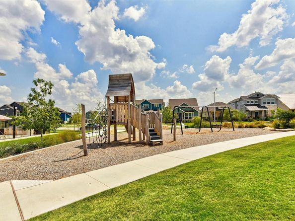 9015 Cattle Baron PATH 403, Austin TX 78747