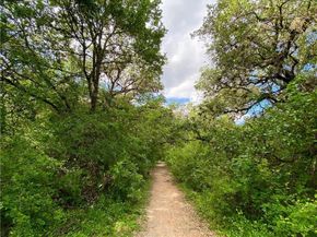900 S 1st ST 421, Austin TX 78704