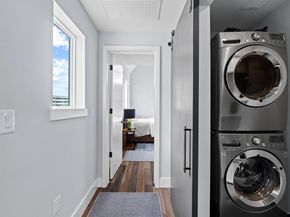 1201 W 39th 1/2 ST B, Austin TX 78756