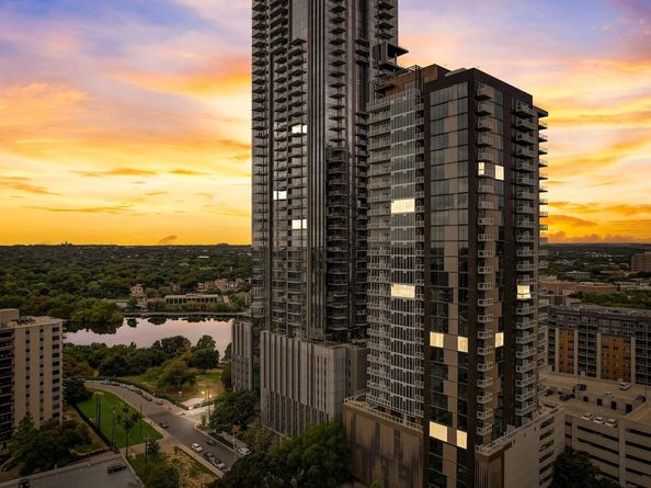 48 East Ave 2907, Austin TX 78701