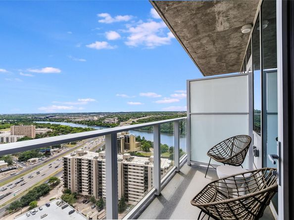 48 East Ave 2907, Austin TX 78701