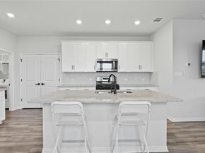 553 Longmount CV, Liberty Hill TX 78642