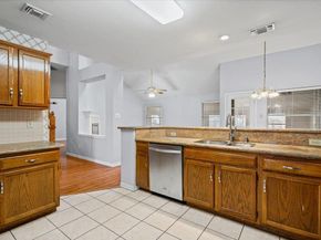 12502 Fallen Tower Ln, Austin TX 78753