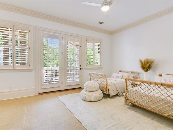 4511 Island Cv, Austin TX 78731