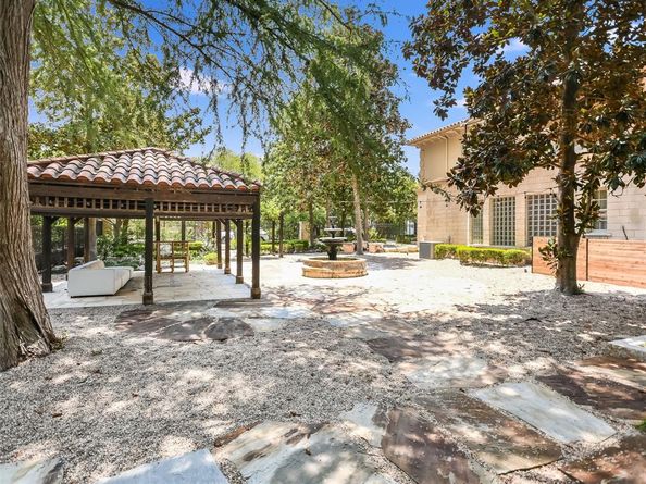 4511 Island Cv, Austin TX 78731