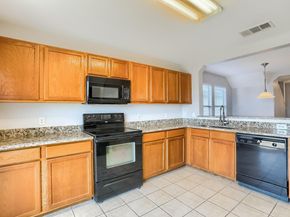 Undisclosed Address #3922595, Austin TX 78724