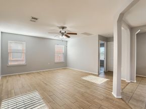Undisclosed Address #3922595, Austin TX 78724