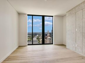610 Davis ST 4704, Austin TX 78701