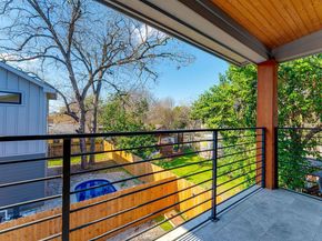 910 Tillery ST, Austin TX 78702