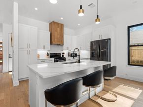 910 Tillery ST, Austin TX 78702