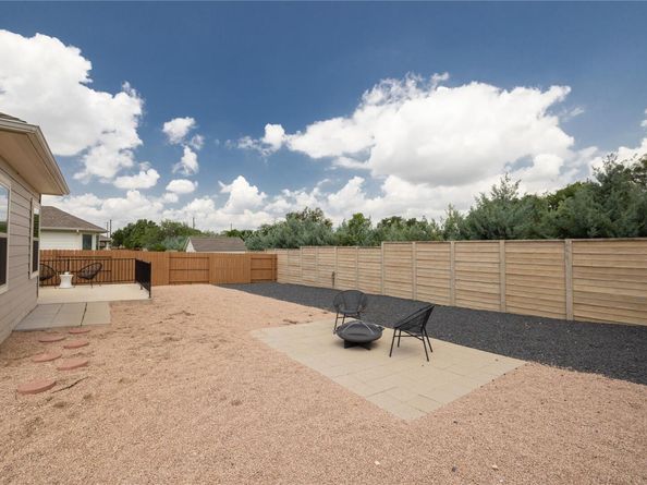 129 Syrah CT, Leander TX 78641