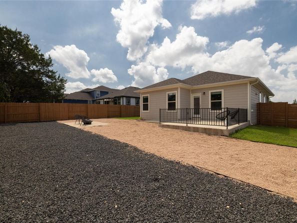 129 Syrah CT, Leander TX 78641
