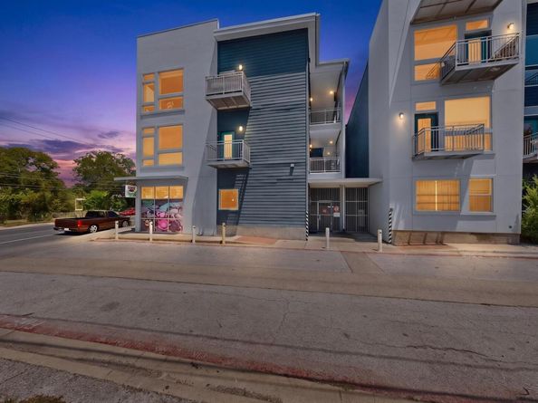 2931 E 12th ST 206, Austin TX 78702