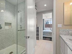 200 Congress Ave 33BB, Austin TX 78701
