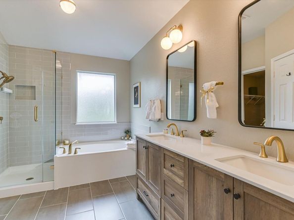 3231 Foothills TRL, Round Rock TX 78681