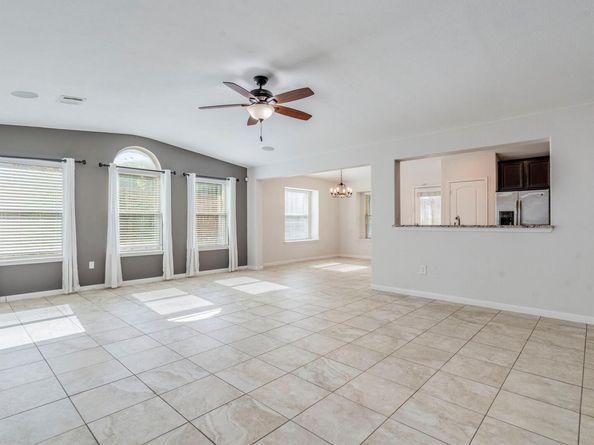508 Alsatian LN, Leander TX 78641