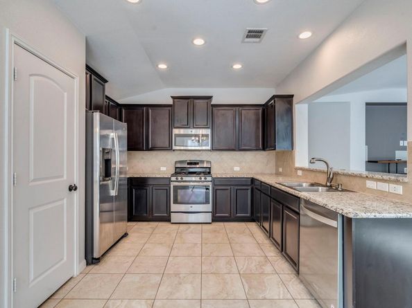 508 Alsatian LN, Leander TX 78641