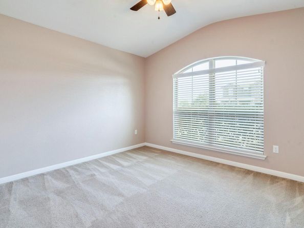508 Alsatian LN, Leander TX 78641