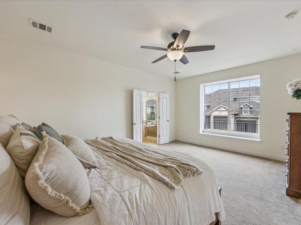 210 Aria RDG 601, Austin TX 78738