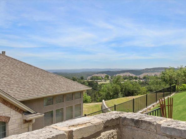 210 Aria RDG 601, Austin TX 78738