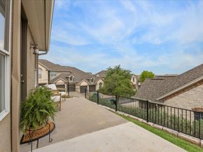 210 Aria RDG 601, Austin TX 78738