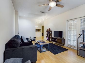 3001 Cedar ST
