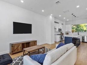 1711 Bardwell ST, Houston TX 77009