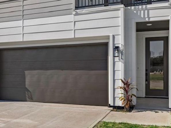 1711 Bardwell ST, Houston TX 77009