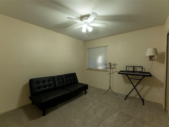 2604 Hutton LN, Leander TX 78641