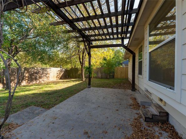 2604 Hutton LN, Leander TX 78641