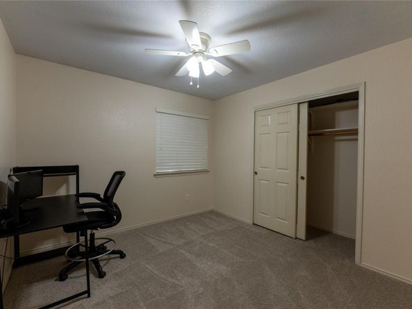 2604 Hutton LN, Leander TX 78641