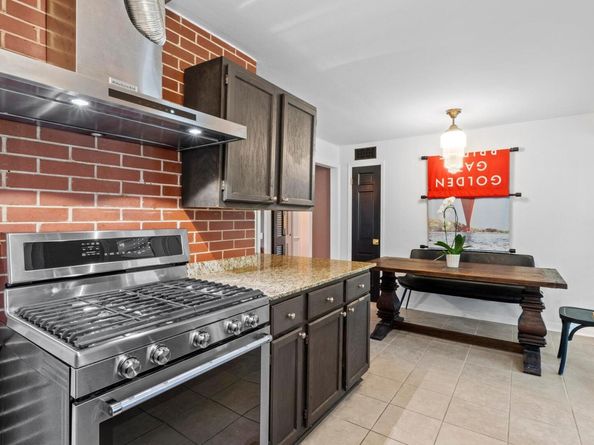 2621 W 45th ST, Austin TX 78731