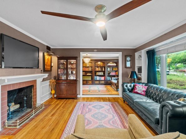 2621 W 45th ST, Austin TX 78731
