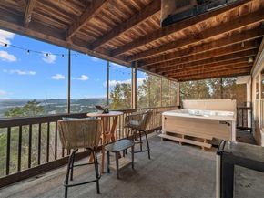 8414 Bronco Buster TRL, Lago Vista TX 78645