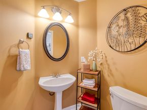 8221 Fern Bluff Ave, Round Rock TX 78681