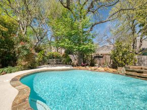 8221 Fern Bluff Ave, Round Rock TX 78681