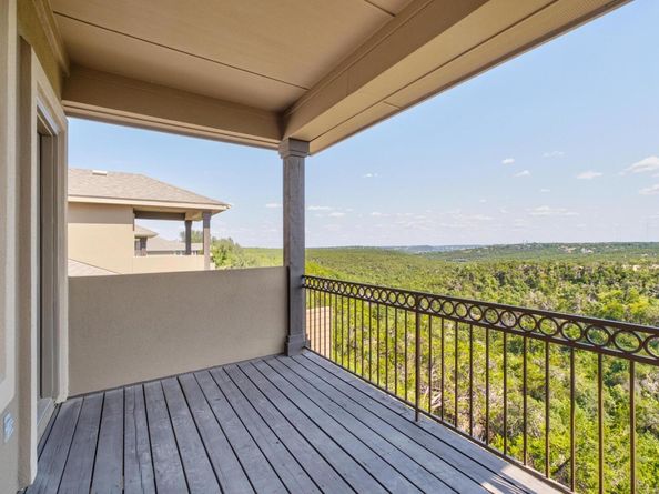 9621 Solana Vista LOOP B, Austin TX 78750