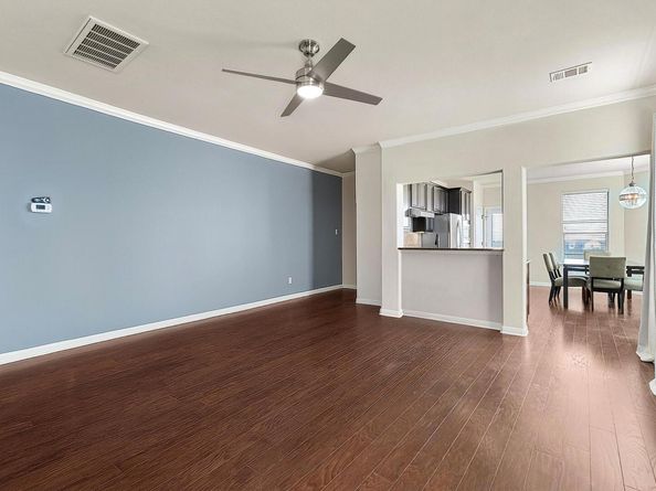 9621 Solana Vista LOOP B, Austin TX 78750
