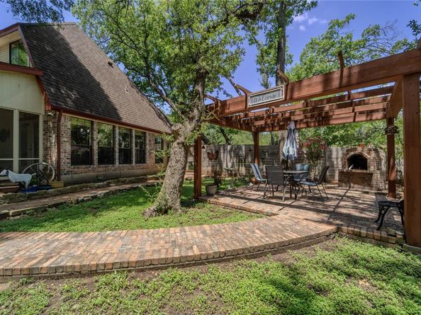 11811 Arabian Trl, Austin TX 78759
