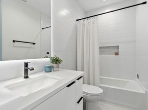 610 Amesbury LN A, Austin TX 78752